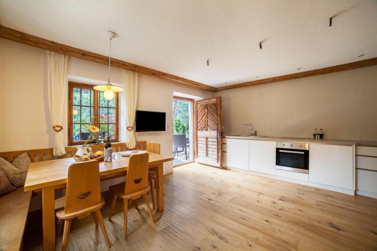 Schildhof Ebion Schildhofsuite Sankt Leonhard in Passeier Buitenkant foto