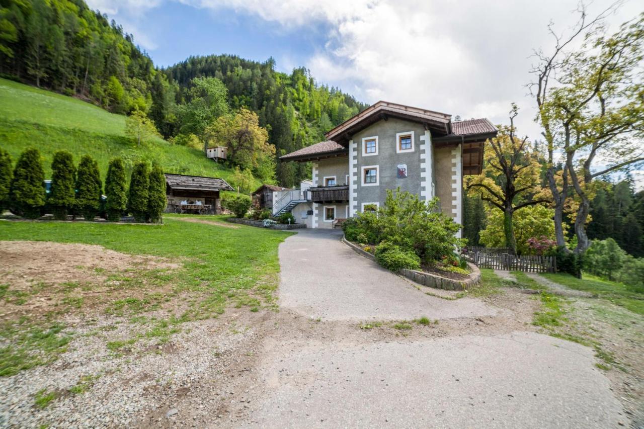 Schildhof Ebion Schildhofsuite Sankt Leonhard in Passeier Buitenkant foto